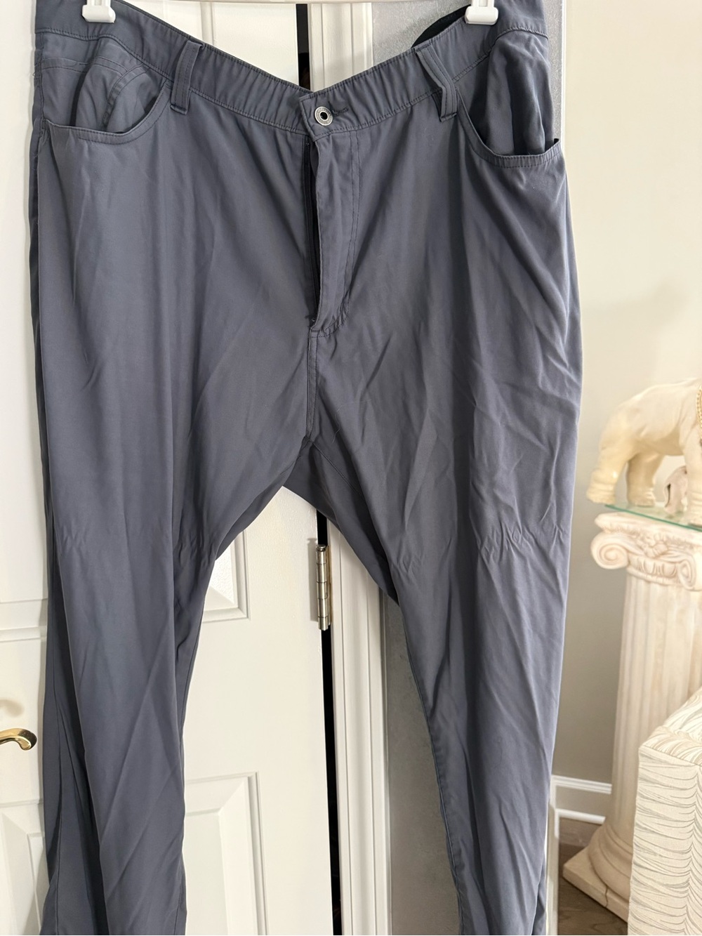 Eddie Bauer Men's Slate Gray Stretch Chinos
